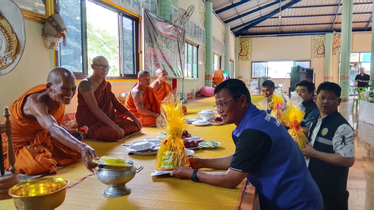 โครงการสร้างความปรองดองสมานฉันท์ “หมู่บ้านรักษาศีล 5 ขยายผลสู่หมู่บ้านศีลธรรม” และการออกให้บริการ “อำเภอยิ้ม...เคลื่อนที่” ประจำเดือนมิถุนายน 2569
