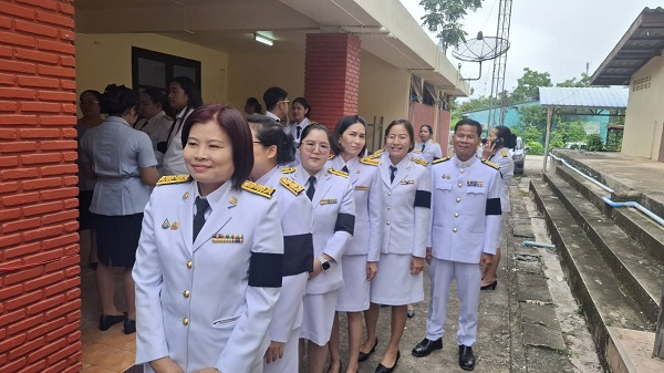 ร่วมพิธีเฉลิมพระเกียรติ พระบาทสมเด็จพระเจ้าอยู่หัว เนื่องในโอกาสวันเฉลิมพรรษา