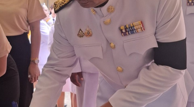 ร่วมพิธีเฉลิมพระเกียรติ พระบาทสมเด็จพระเจ้าอยู่หัว เนื่องในโอกาสวันเฉลิมพรรษา