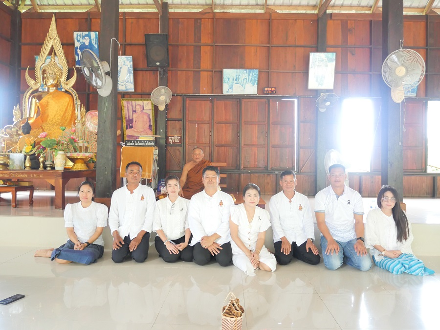 โครการส่งเสริมกิจกรรมทางศาสนา" (ถวายเทียนพรรษา)