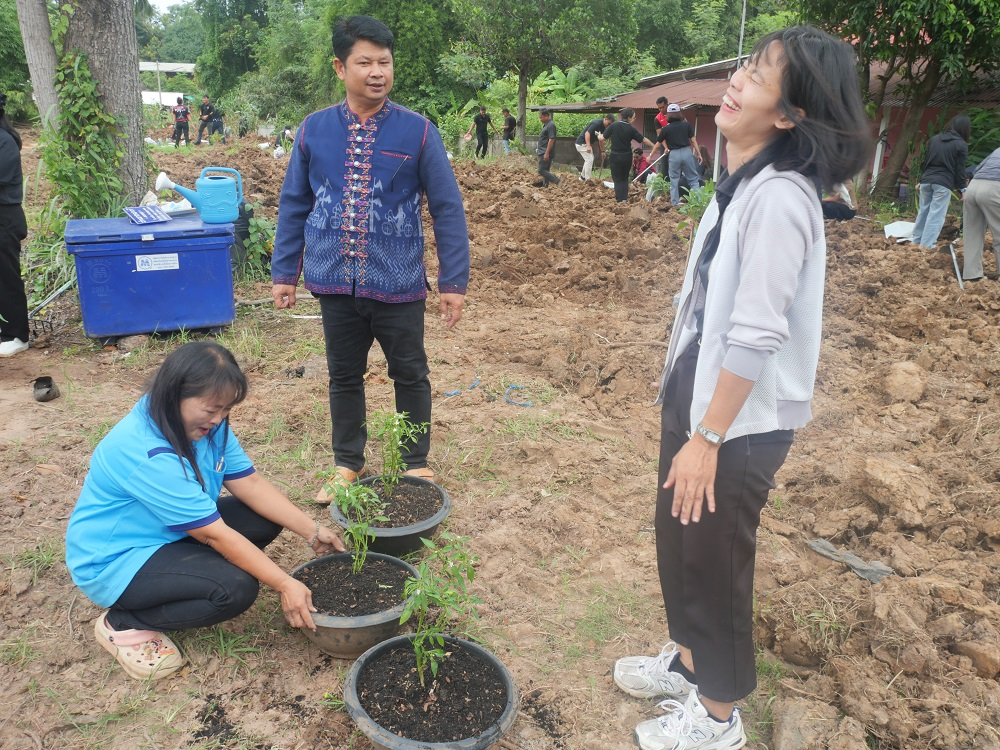 โครงการ 1 อปท. 1 สวนสมุนไพร เฉลิมพระเกียรติ พระบาทสมเด็จพระเจ้าอยู่หัว เนื่องในโอกาสเฉลิมพระชนมพรรษา